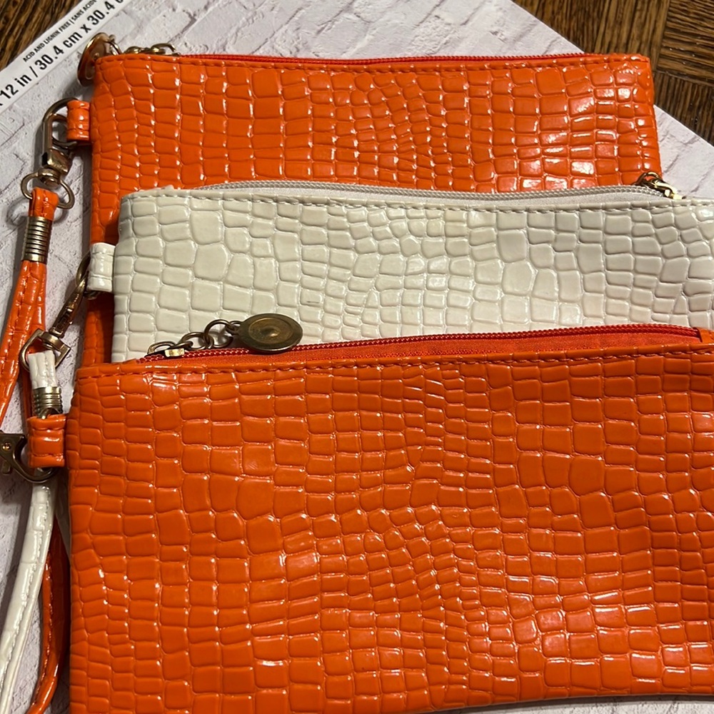 Bundle of three wristlets